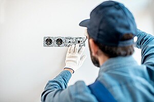 Tips and what to consider when hiring an electrician
