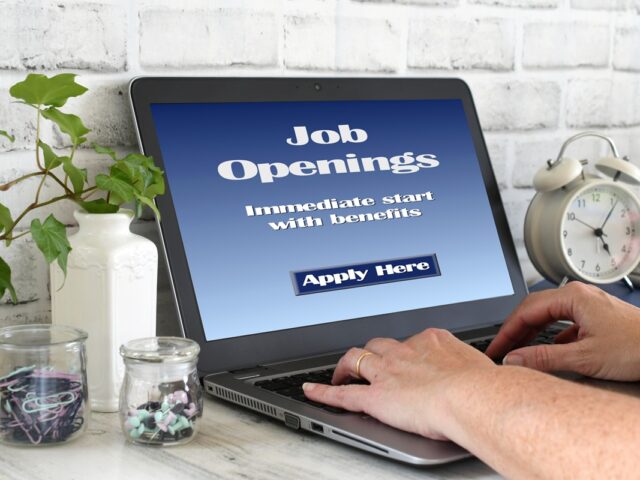 How to Find Companies Hiring for Part Time Evening Jobs Near You Very Fast