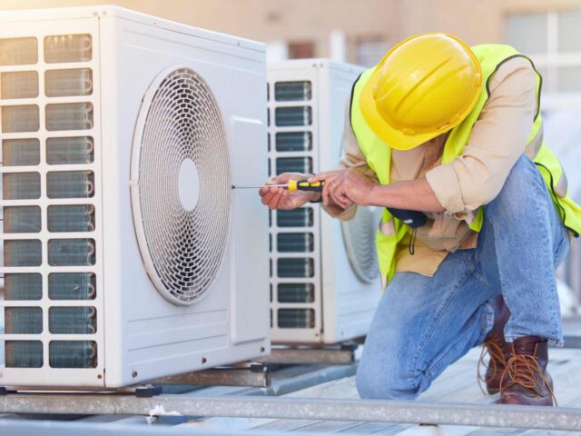 How Much Does an HVAC Technician Make a Year?