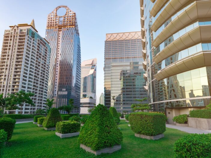 Hire-Vetted-Professionals-For-Commercial-Landscaping-in-DFW