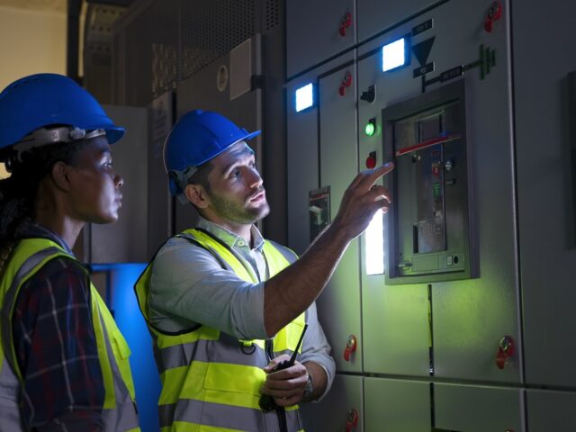 Hire Electricians in DFW: Fast, Reliable Short-Term Help